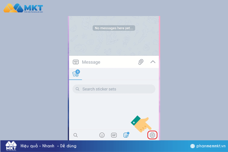 Chọn vào biểu tượng cài đặt ở góc phải màn hình Bạn đã biết cách tải sticker Telegram về máy chưa?